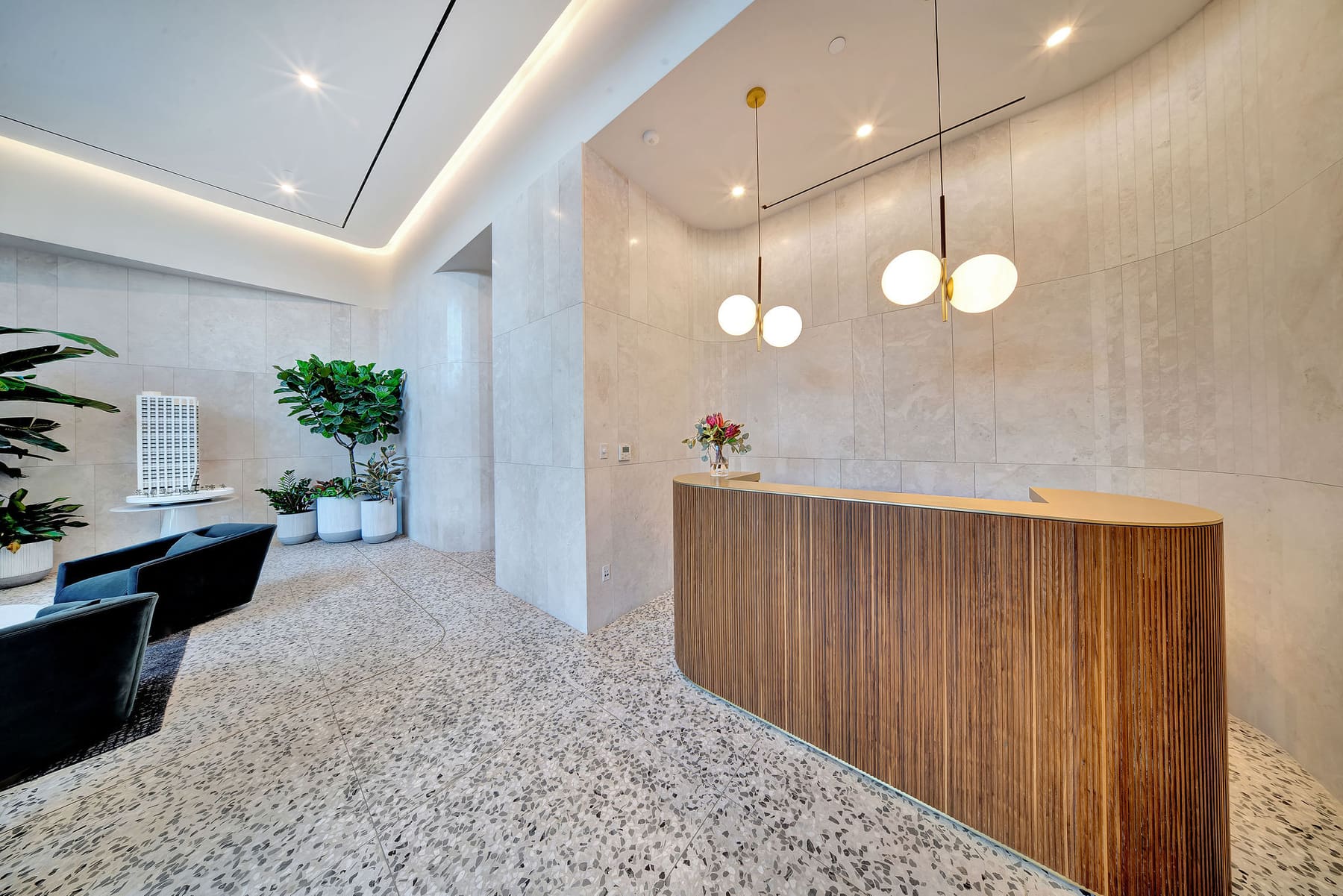 Nova, Amenities 13